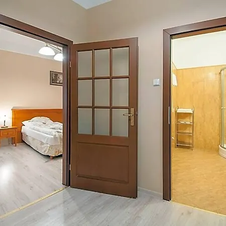 Zdroj Wojciech Aparthotel Lądek-Zdrój